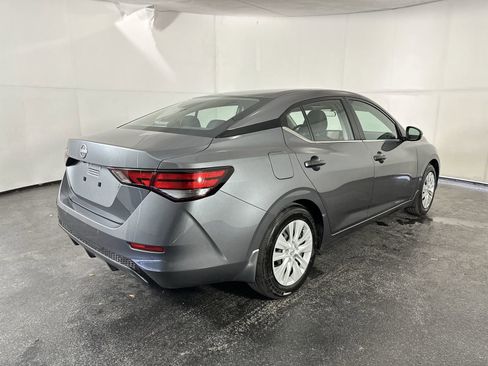 Certified 2025 Nissan Sentra S image 8