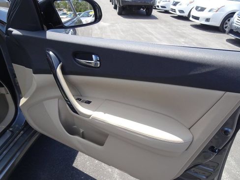 Used 2014 Nissan Maxima 3.5 SV w/ Technology Package image 21