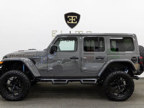 Used 2022 Jeep Wrangler Unlimited Rubicon w/ Trailer Tow Package AWD/4WD image 2