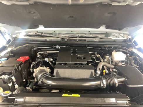 Used 2023 Nissan Frontier PRO-4X w/ Pro Convenience Package AWD/4WD image 24