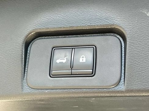 Certified 2023 Nissan Rogue SV w/ SV Premium B Package FWD image 14