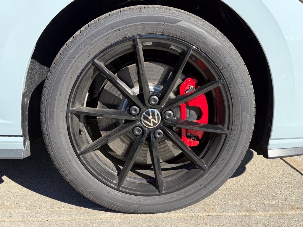 New 2026 Volkswagen Jetta GLI Autobahn FWD image 8