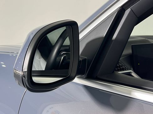 Used 2025 BMW X7 xDrive40i image 23