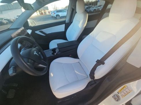 Used 2021 Tesla Model Y Long Range image 5