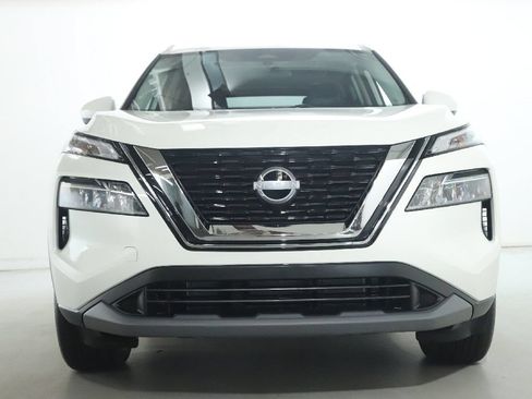 Certified 2023 Nissan Rogue SV w/ SV Premium B Package AWD/4WD image 6