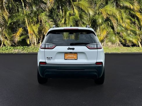 Used 2023 Jeep Cherokee Altitude Lux image 6