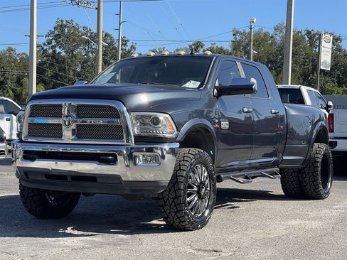 Used 2015 RAM 3500 Laramie Longhorn image 19