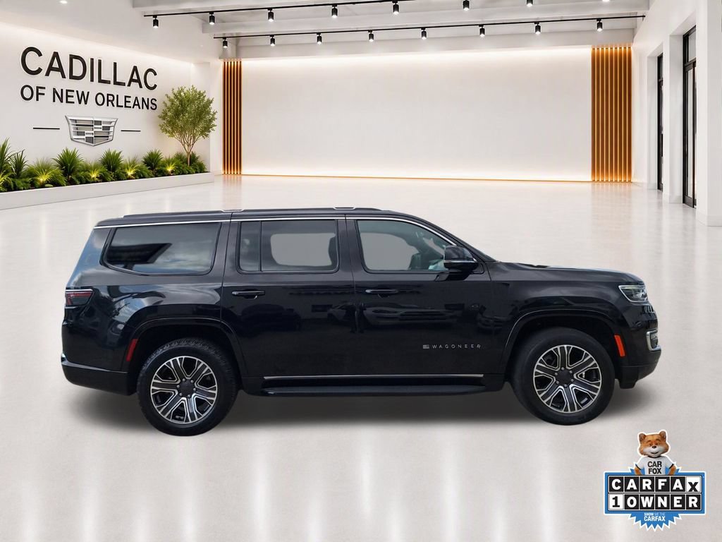 Used 2024 Jeep Wagoneer Series II w/ Flexible Seating Group RWD image 2