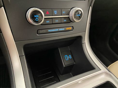 Used 2024 Ford Edge SEL w/ Convenience Package image 35