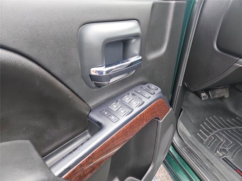 Used 2014 GMC Sierra 1500 SLE w/ SLE Value Package AWD/4WD image 17