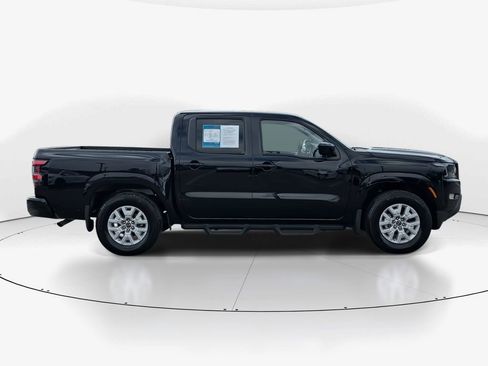 Used 2024 Nissan Frontier SV w/ SV Convenience Package image 3