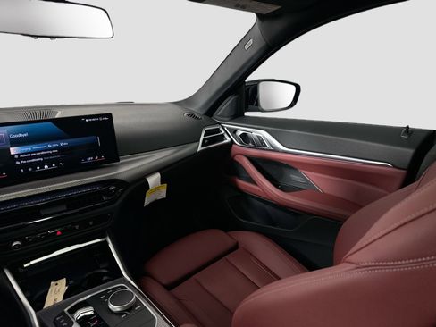 Used 2025 BMW i4 eDrive40 w/ Parking Assistance Package image 25