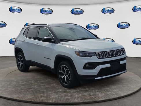 Used 2026 Jeep Compass Limited AWD/4WD image 7