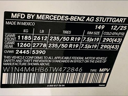 New 2026 Mercedes-Benz GLB 250 4MATIC image 12