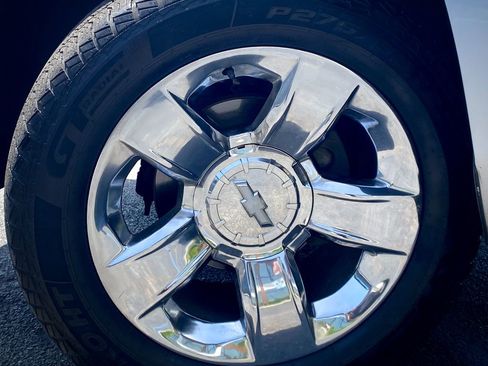 Used 2016 Chevrolet Tahoe LTZ AWD/4WD image 3