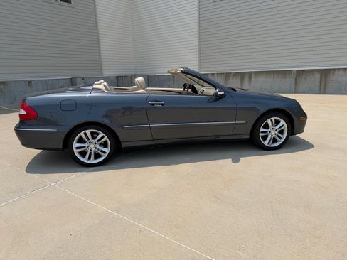 Used 2008 Mercedes-Benz CLK 350 Cabriolet image 8