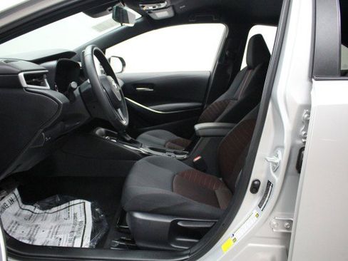 Used 2024 Toyota Corolla SE image 7