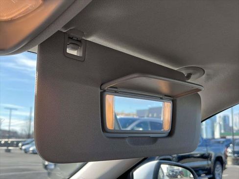 Used 2025 Buick Encore GX Preferred image 33