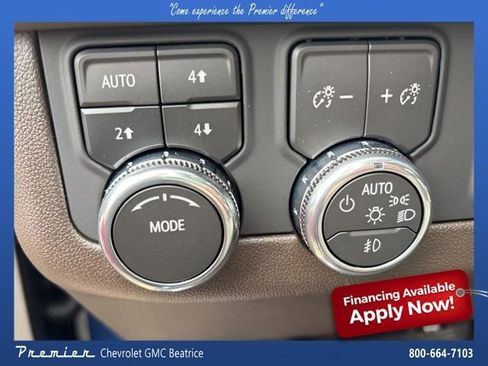 New 2025 GMC Yukon Elevation image 30