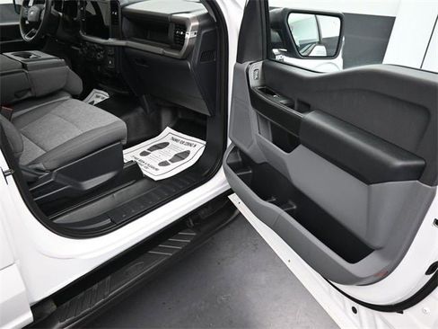Used 2024 Ford F150 XL image 16