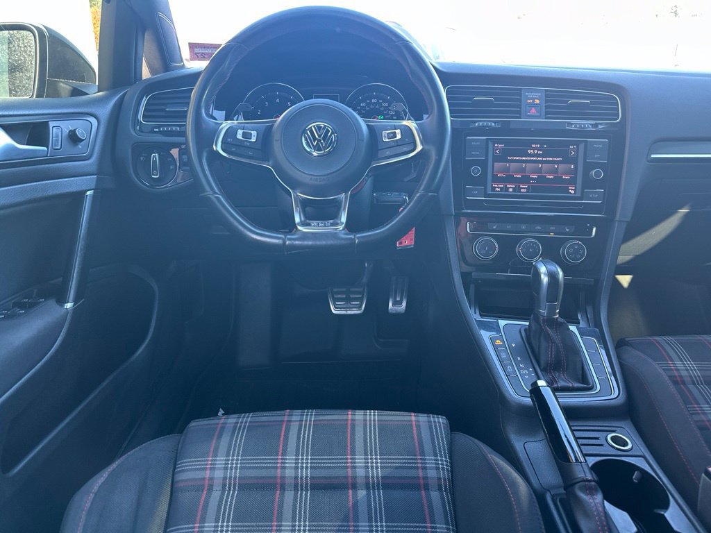 Used 2018 Volkswagen GTI S FWD image 19