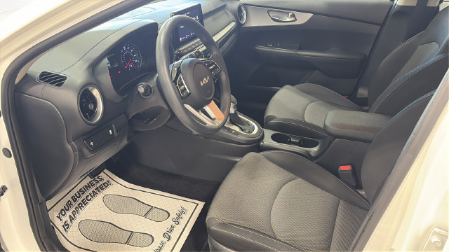 Used 2022 Kia Forte LXS FWD image 27