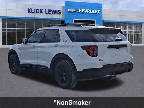 Used 2022 Ford Explorer Timberline image 4