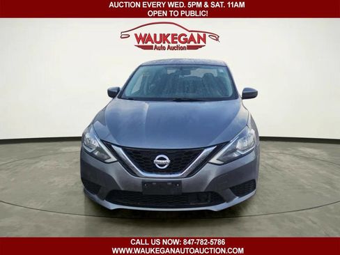 Used 2019 Nissan Sentra S image 2