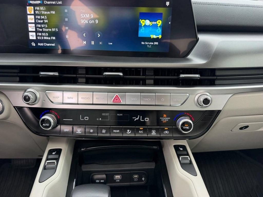 Used 2024 Kia Telluride S w/ S Sunroof Package AWD/4WD image 17