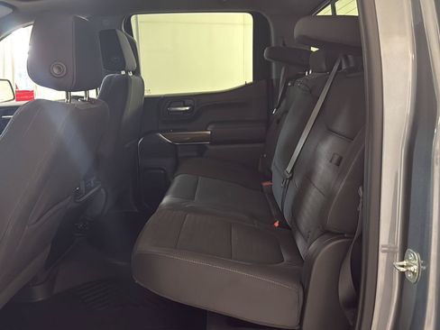 Used 2021 Chevrolet Silverado 1500 LT Trail Boss w/ Convenience Package II AWD/4WD image 8