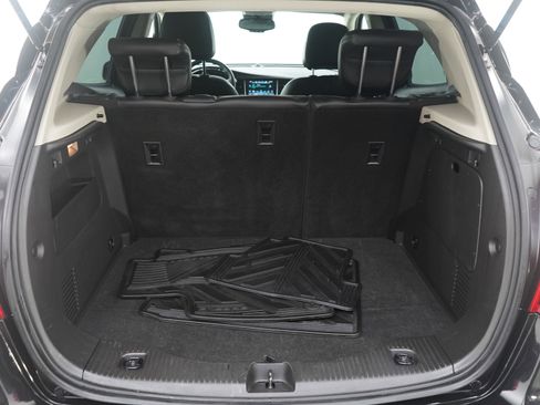 Used 2019 Buick Encore Essence w/ Experience Buick Package image 9