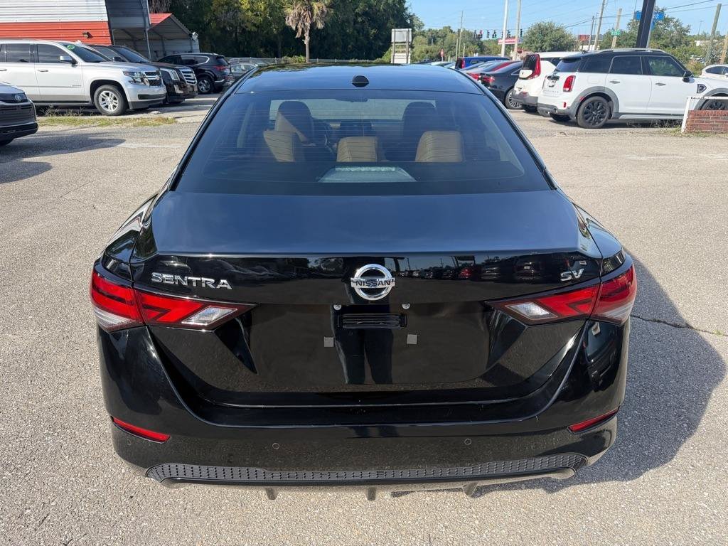Used 2023 Nissan Sentra SV w/ SV Premium Package FWD image 6