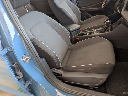 Used 2025 Volkswagen Jetta Sport image 20