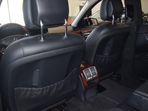 Used 2011 Mercedes-Benz S 550 image 20