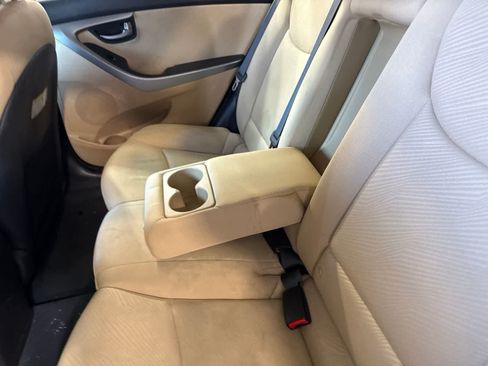 Used 2013 Hyundai Elantra GLS w/ Preferred Pkg FWD image 15
