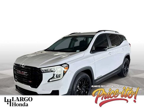 Used 2024 GMC Terrain SLE w/ Driver Convenience Package FWD image 1