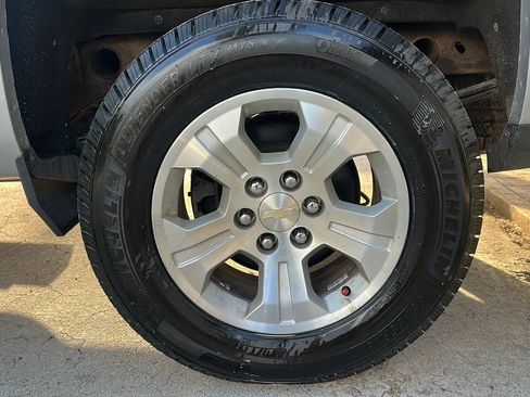 Used 2017 Chevrolet Silverado 1500 LT w/ All Star Edition image 44