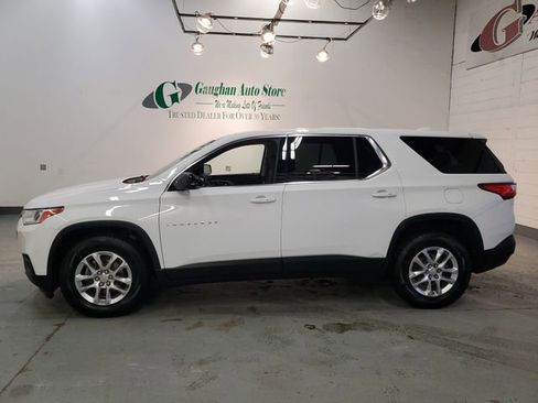 Used 2020 Chevrolet Traverse LS image 3