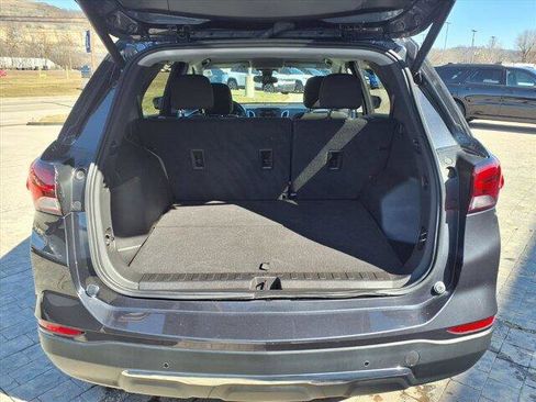 Used 2023 Chevrolet Equinox LT image 14