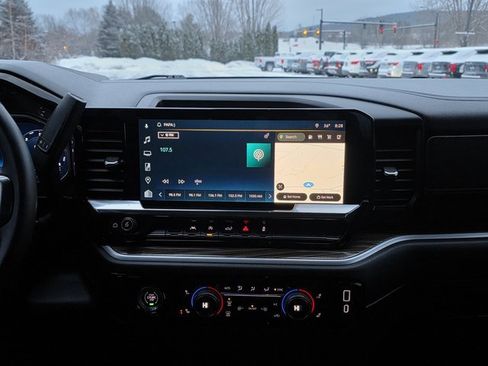 Used 2023 Chevrolet Silverado 1500 LT image 23