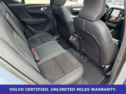 Certified 2023 Volvo XC40 B5 Plus w/ Climate Package AWD/4WD image 34