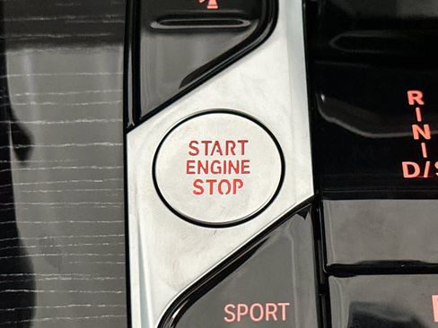 New 2026 BMW X5 xDrive40i w/ M Sport Package image 23