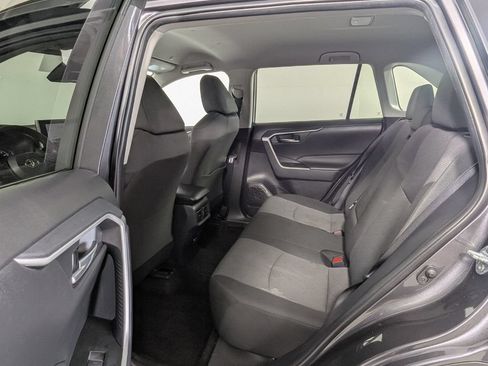 Used 2025 Toyota RAV4 XLE FWD image 24