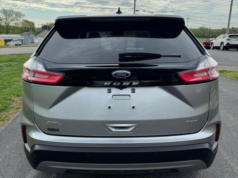 Used 2023 Ford Edge SEL image 5