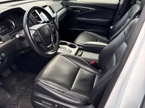 Used 2020 Honda Ridgeline RTL image 10