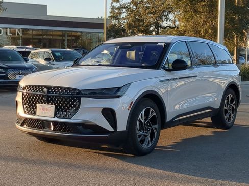 New 2026 Lincoln Nautilus Premier w/ Equipment Group 102A image 7