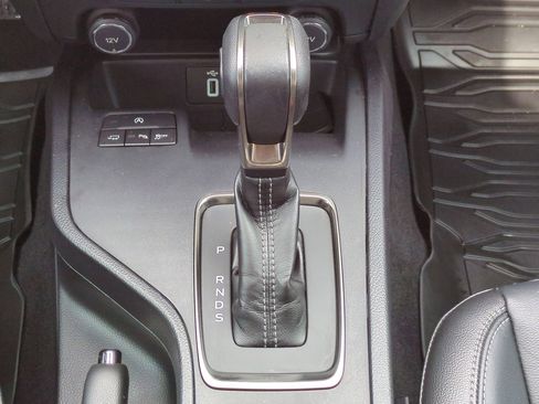 Used 2020 Ford Ranger Lariat w/ Equipment Group 501A Mid image 19