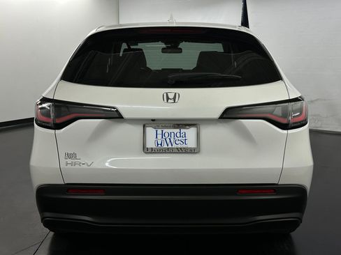 New 2026 Honda HR-V LX image 10