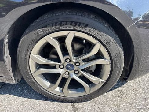Used 2020 Ford Fusion Titanium FWD image 23
