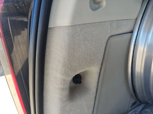 Used 2024 Cadillac Escalade ESV Premium Luxury Platinum image 7